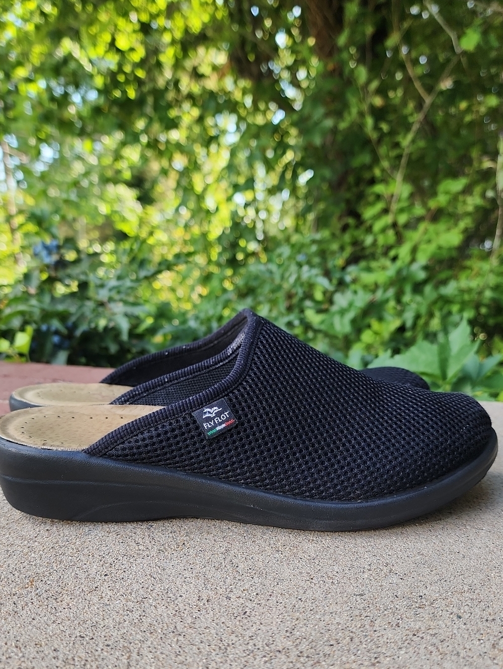 Flyflot Black Slip-On Comfort Clogs - Picture 3 of 17